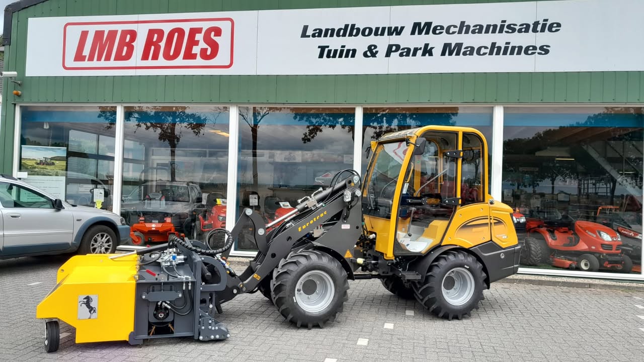  ? Eurotrac Shovel <br />
<br