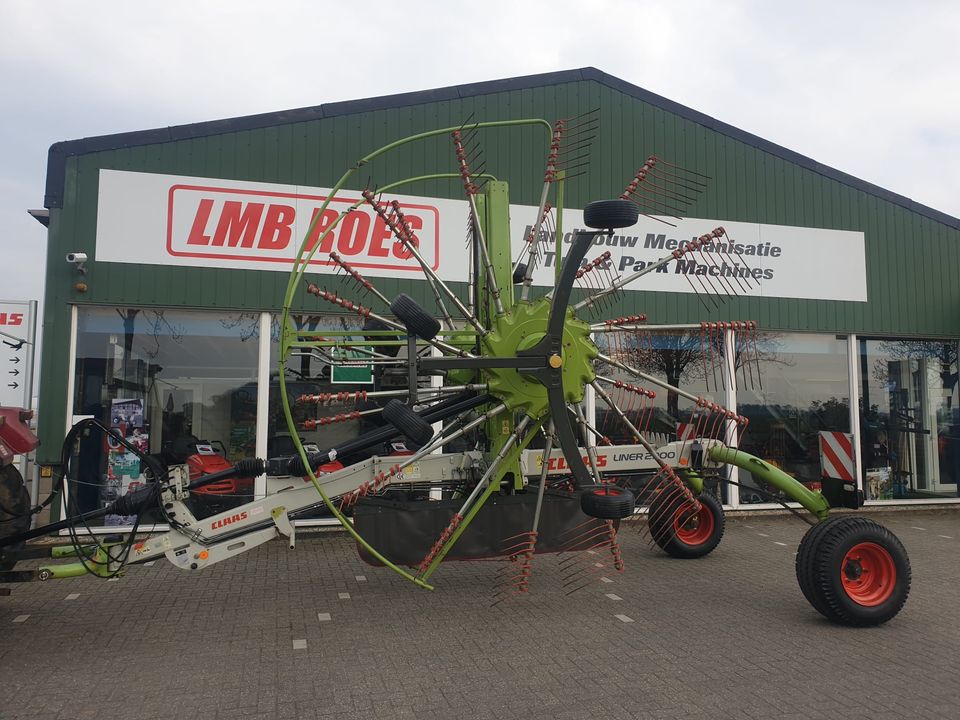  Hooibouwmachines afgeleverdClaas