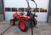 Kubota L1382 HDW Compact traktor