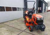 Kubota G231HD  Zitmaaier met opvang  hooglossend