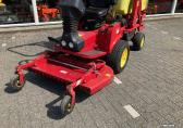 Gianni Ferrari 220D   frontmaaier met opvang.    zitmaaier